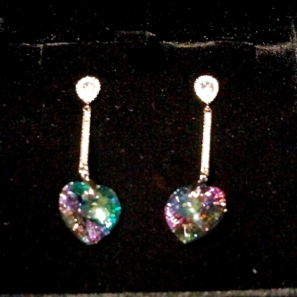 ⚓Beautiful Sterling Silver and Swarovski Crystal drop Heart Earrings - Picture 3 of 6